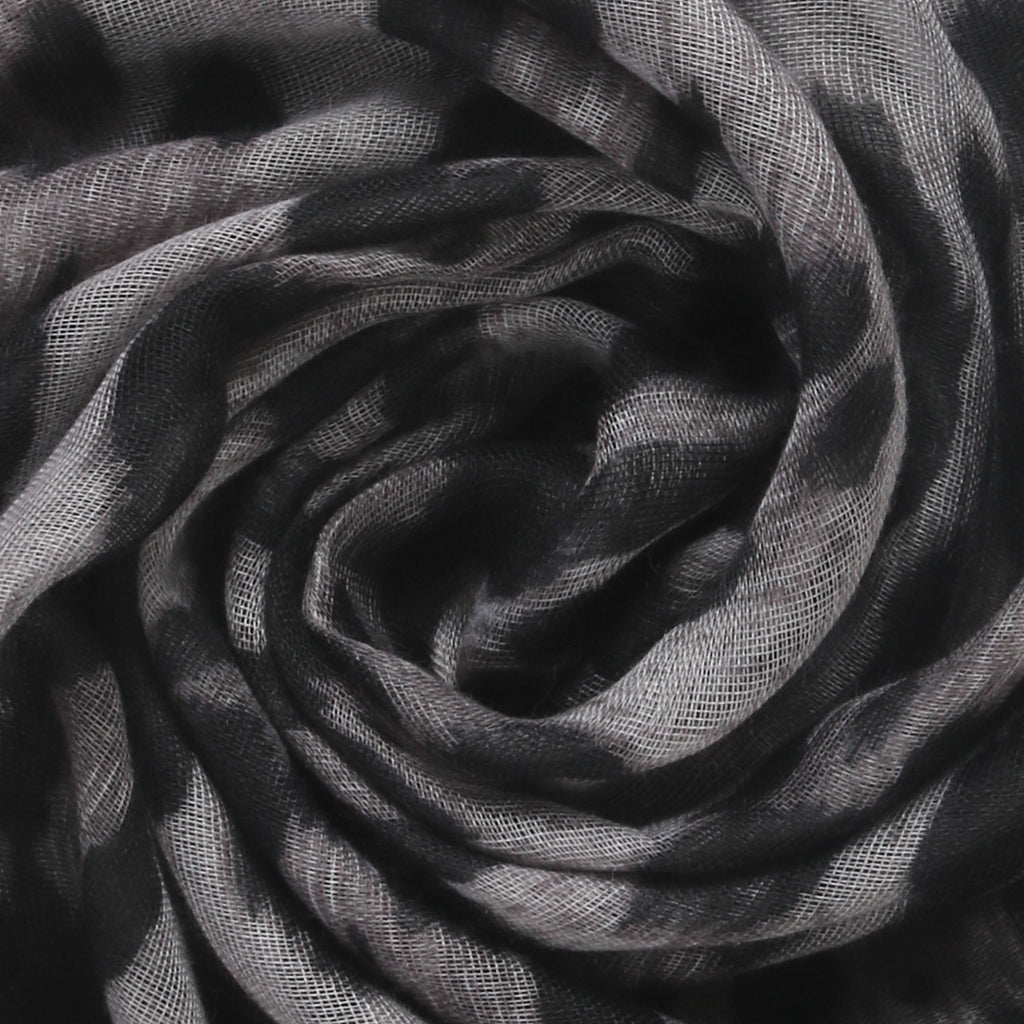 Printed Classic Leopard Pattern Flat Women's Toe Cap Scarf Silk Scarf