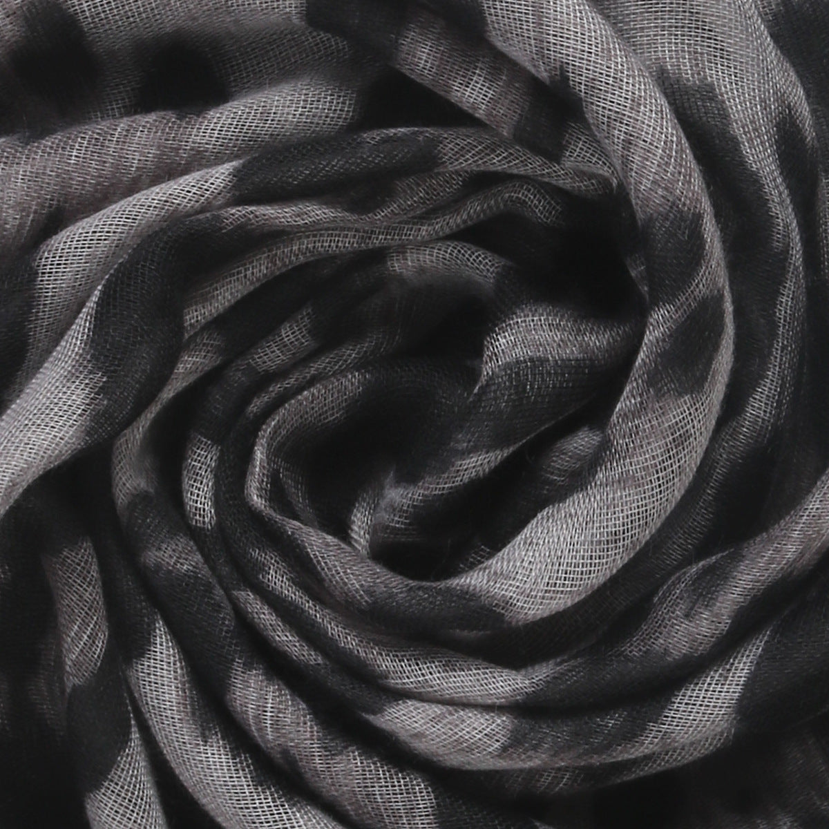 Printed Classic Leopard Pattern Flat Women's Toe Cap Scarf Silk Scarf