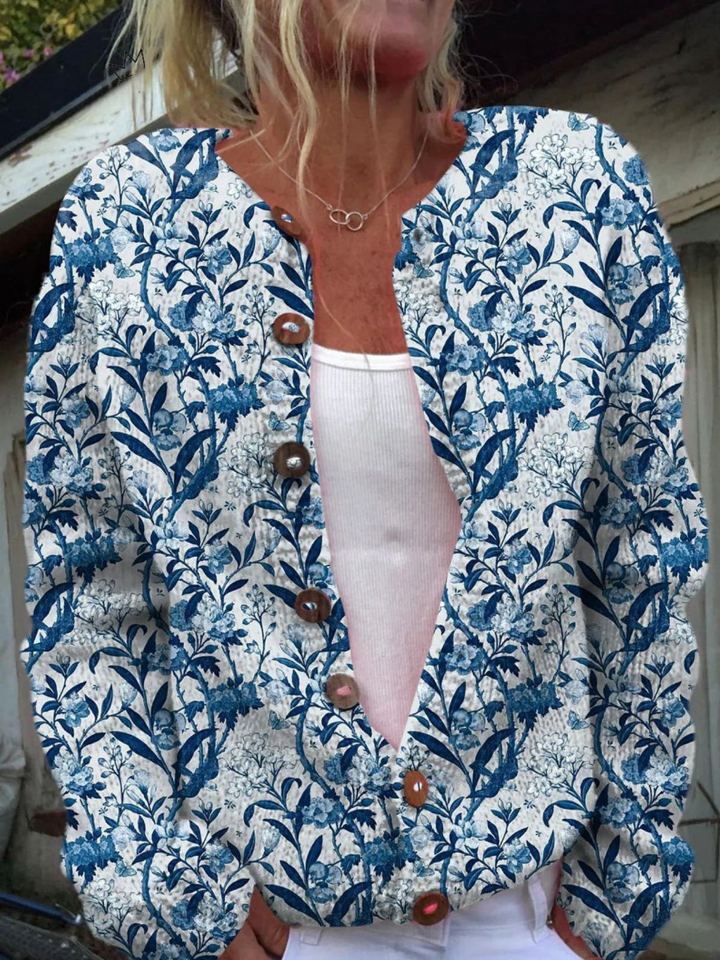 Women's Fashionable Knitted Cardigan Sweater