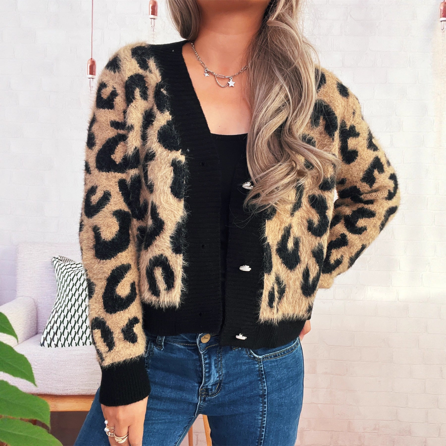 Thick Leopard Print Sexy V-neck Short Single-breasted Sweater