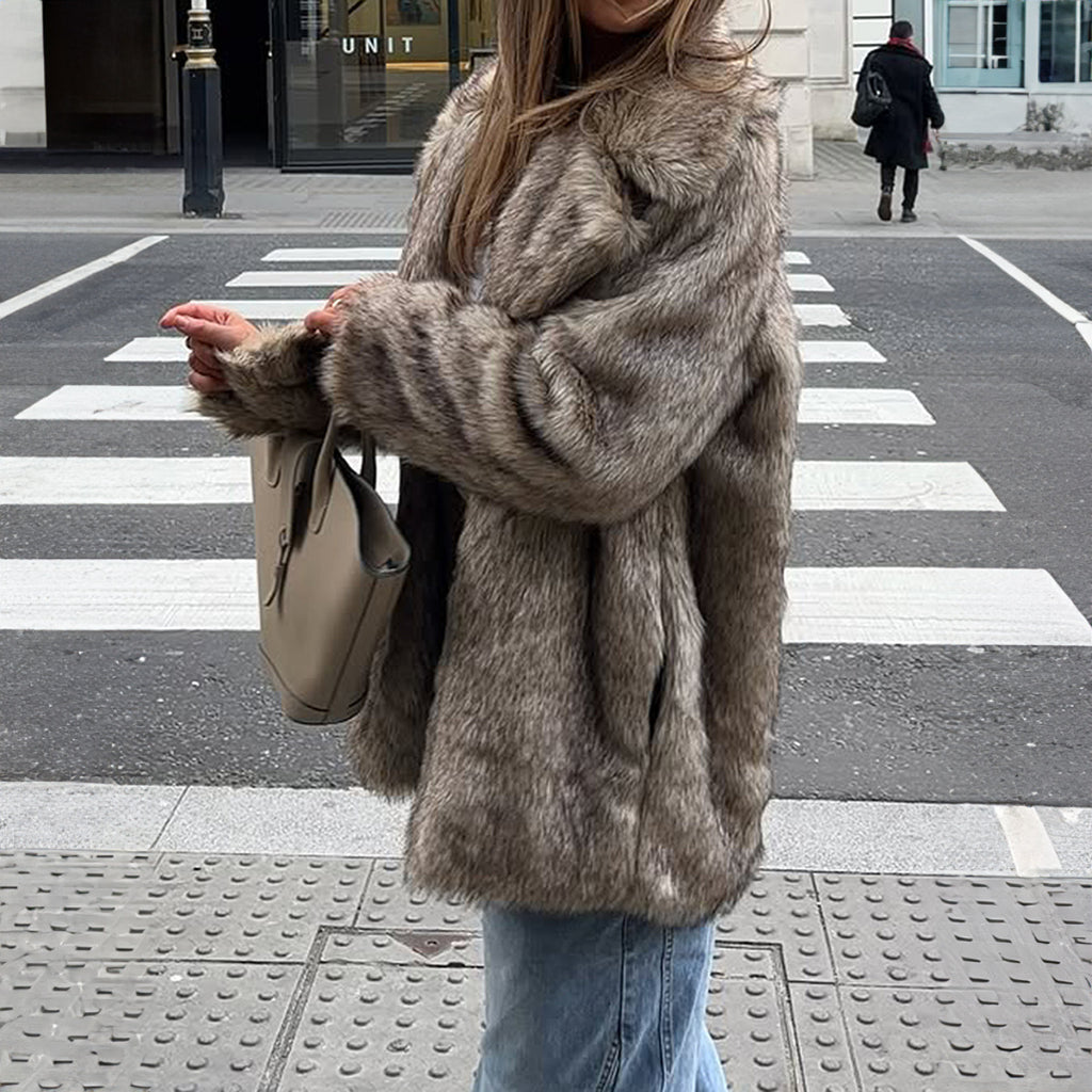 Elegant And Fashionable Long Sleeve With Fur Collar