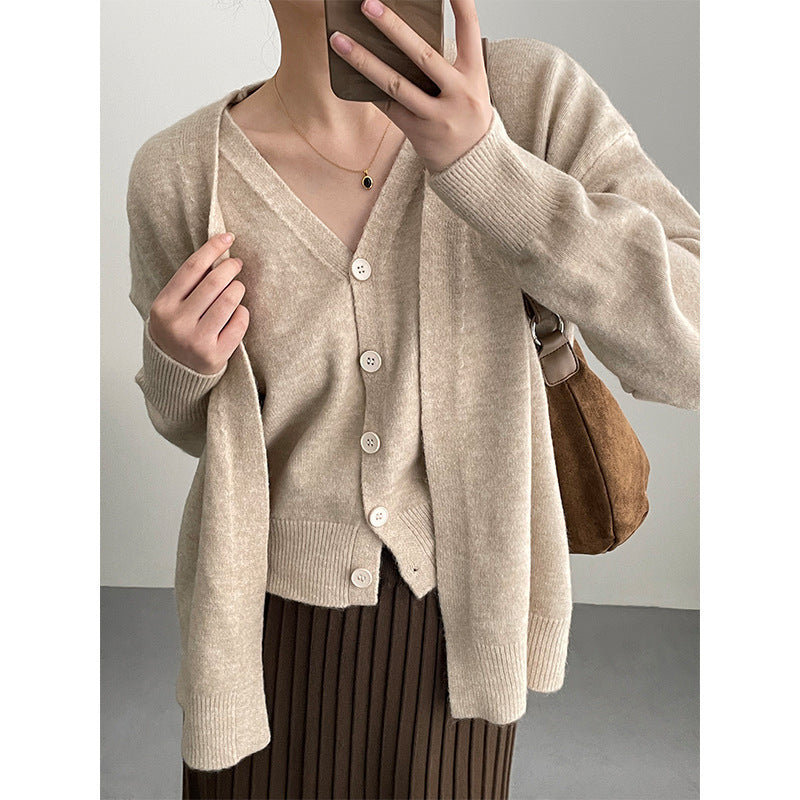 Simple V-neck Single Breasted Vest Knitted Cardigan Two-piece Short Sweater Suit For Women