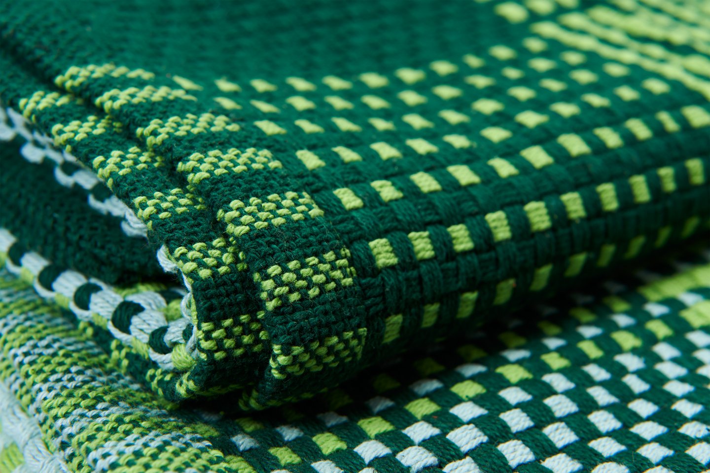 CHESS GREEN - THROW-1