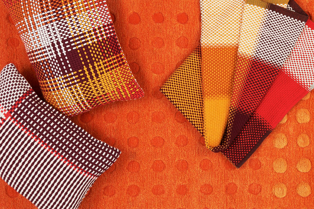 SHOELACES LENTILS - CUSHION COVER-3