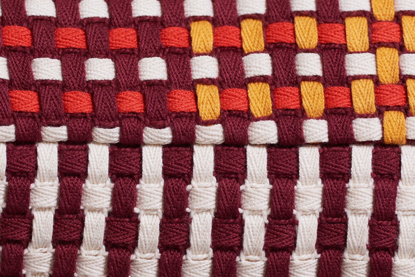 SHOELACES LENTILS - CUSHION COVER-2