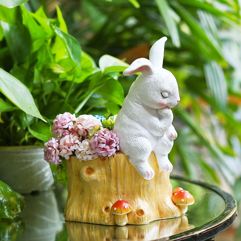 Outdoor sleeping rabbit meat flowerpot living room floor decoration