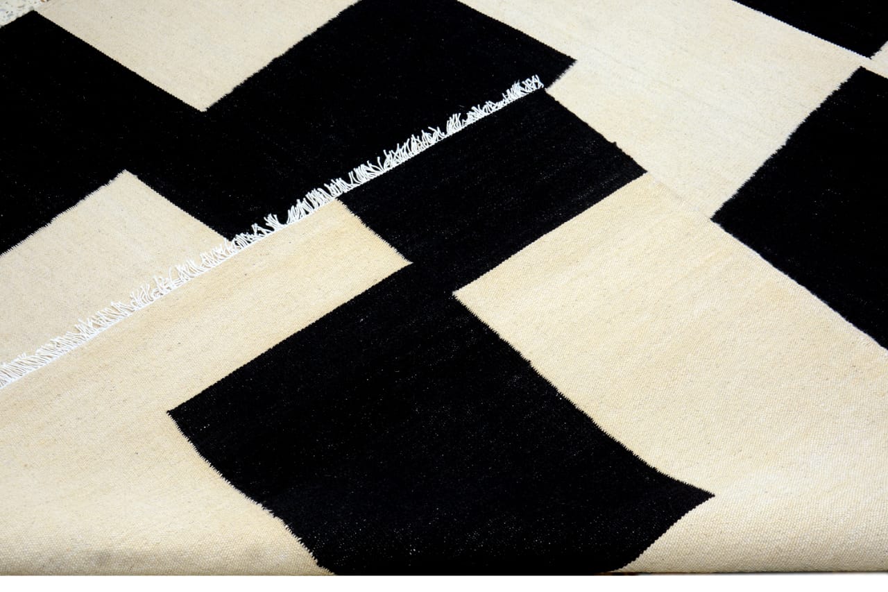Handmade-Black-And-White-Rug-Kilim