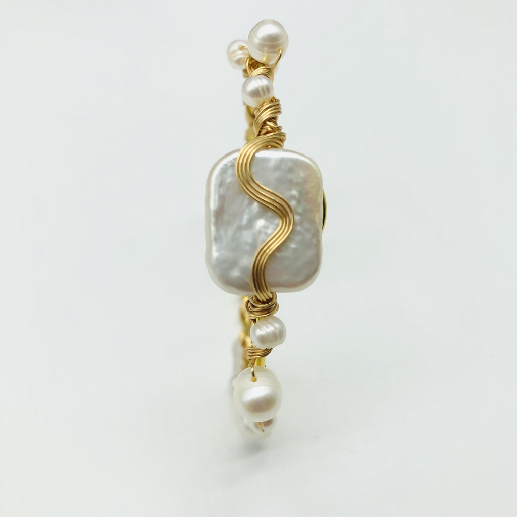 Natural Freshwater Pearl Handmade Wire-wrapped Bracelet